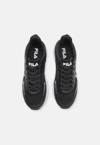 Fila CRUSHER TEENS UNISEX - Baskets basses - black/white