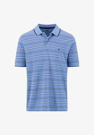 Világoskék pólóing vízszintes fehér és sötétkék csíkokkal, galléros nyakkal és rövid ujjakkal, lélegző pamutból készült.