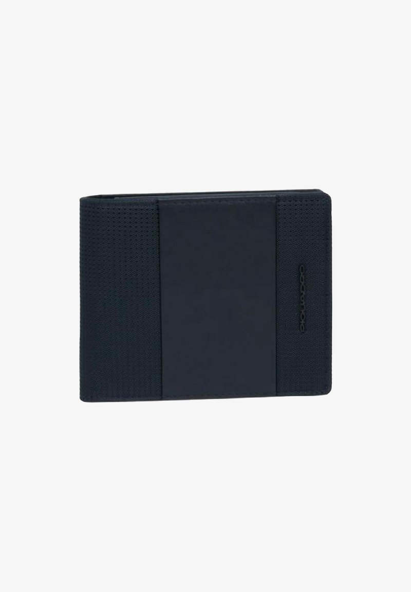 Portafoglio blu scuro realizzato in tessuto strutturato con un pannello liscio di accentuazione; presenta un logo sulla parte anteriore e un design bifold per carte e contanti.