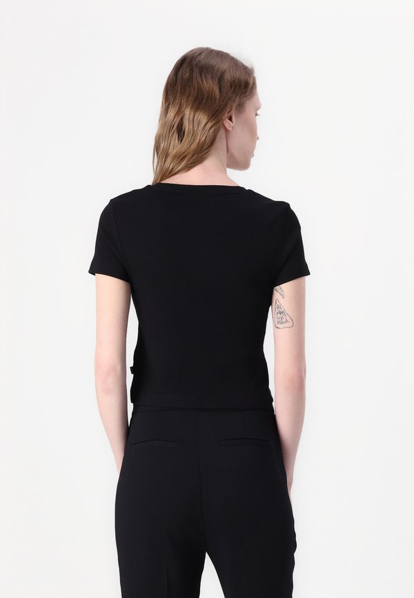 SNAP SLIM  - Basic T-shirt4