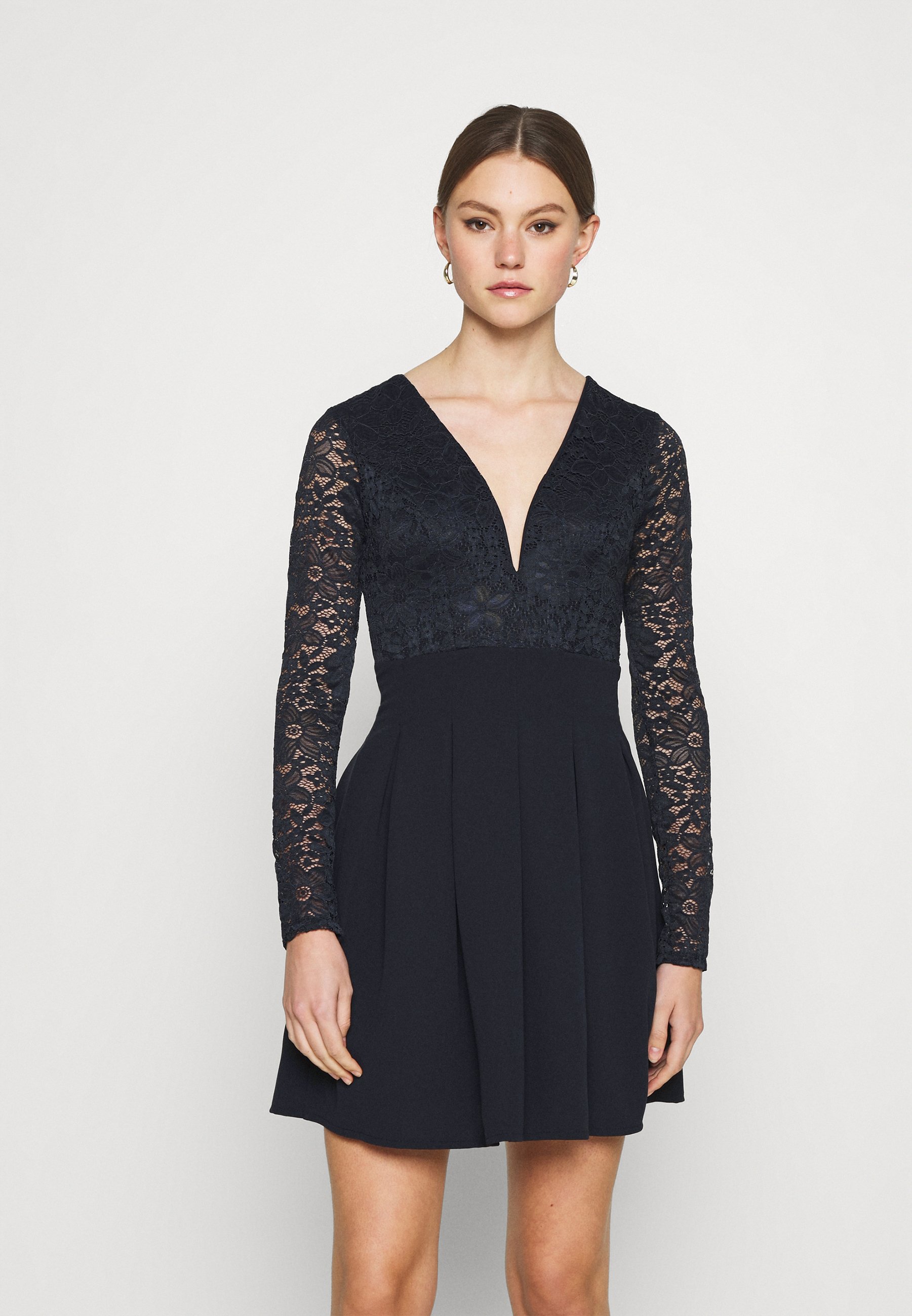 WAL G. VIVTORIA PLUNGE SKATER DRESS 