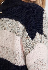 Rich & Royal Cardigan - multi-coloured