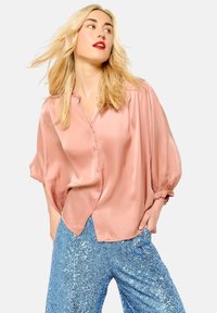 WITH VOLUME SLEEVES - Overhemdblouse - blushy pink