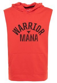 Sudadera sin mangas roja de algodón, con un bolsillo frontal y un gráfico negro que dice "WARRIOR MANA" junto a un logotipo de toro impreso en el pecho.
