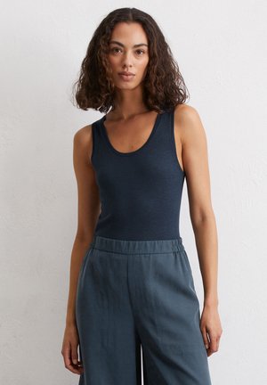 SLIM  - Top - muted blue