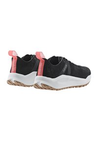 Schwarze Sportschuhe mit einem veloursähnlichen Obermaterial, weißen Zwischensohlen und Gummisohlen. Verfügt über rosa Fersenschlaufen und durchbrochene Designs.