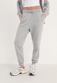 Even&Odd - 2 PACK - Jogginghose - mottled light grey/black - 1