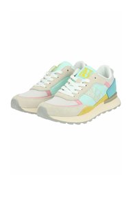 Sneakers con una combinazione di colori beige chiaro, verde menta e rosa tenue. Realizzati in suede e mesh. Presentano lacci bianchi e una suola testurizzata.