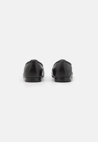 Tamaris Bailarinas - black