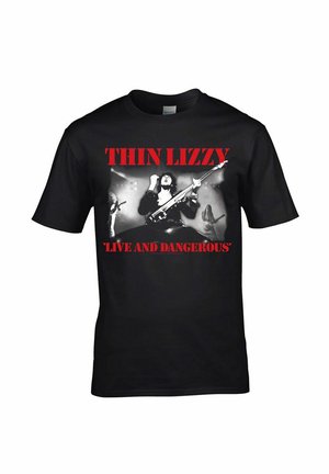Schwarzes T-Shirt mit einem schwarz-weißen Konzertfoto von Thin Lizzy und rotem Text, der "THIN LIZZY" und "'LIVE AND DANGEROUS'" liest.