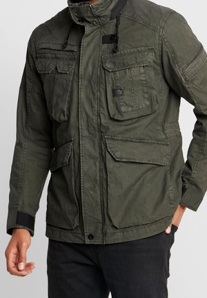 Leichte Jacke - olive