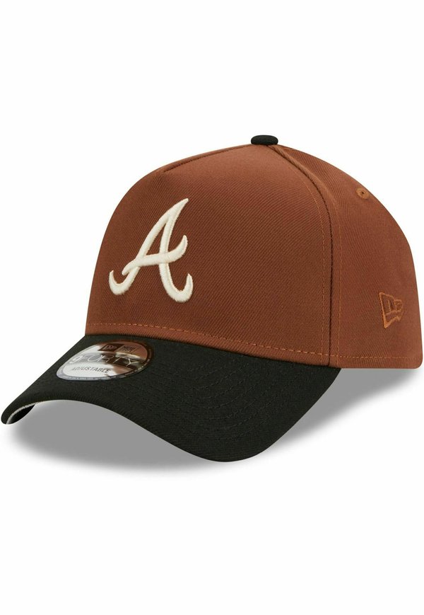 9FORTY TRUCKER   SIDEPATCH ATLANTA BRAVES - Cap