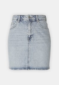 Thumbnail Image 7