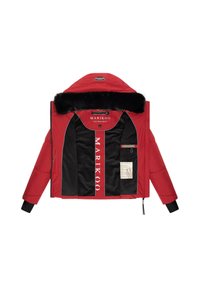 Veste rembourrée rouge avec un intérieur noir. Comprend un col en fausse fourrure, une fermeture éclair, et un logo sur la doublure intérieure. Détails de poches notables.