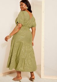 Curves Like These REGULAR FIT - Denné šaty - khaki green
