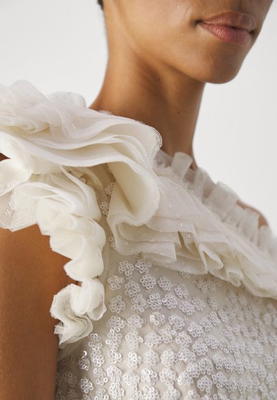 Needle & Thread RAINDROP BODICE ONE-SHOULDER ANKLE GOWN - Gallakjole - cream/cream