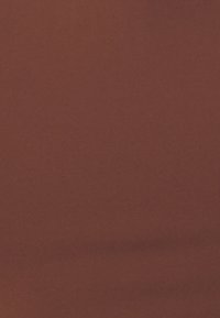 SNMILA WATERFALL SHORT - Topper - cherry mahogany