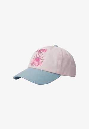 Casquette de baseball rose clair avec une visière turquoise, un soleil brodé rose, des vagues et le texte "CAPRI ITALY DOLCE VITA" sur le panneau avant.
