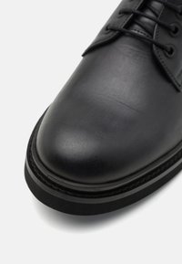 Calvin Klein POSTMAN DERBY - Snøresko - triple black