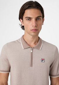 Fila APPAREL LUCINO REGULAR - Polo - taupe/gray melange