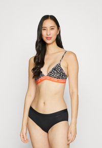 Calvin Klein Underwear UNLINED TRIANGLE CK ONE COTTON - Biustonosz z trójkątną miseczką