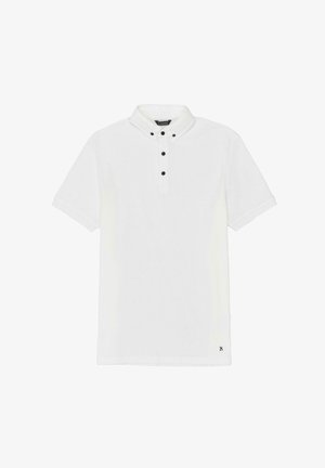 Biała koszulka polo wykonana z fakturowanej tkaniny, z klasycznym kołnierzykiem, trzema czarnymi guzikami i krótkimi rękawami. Delikatne logo na dolnym brzegu.