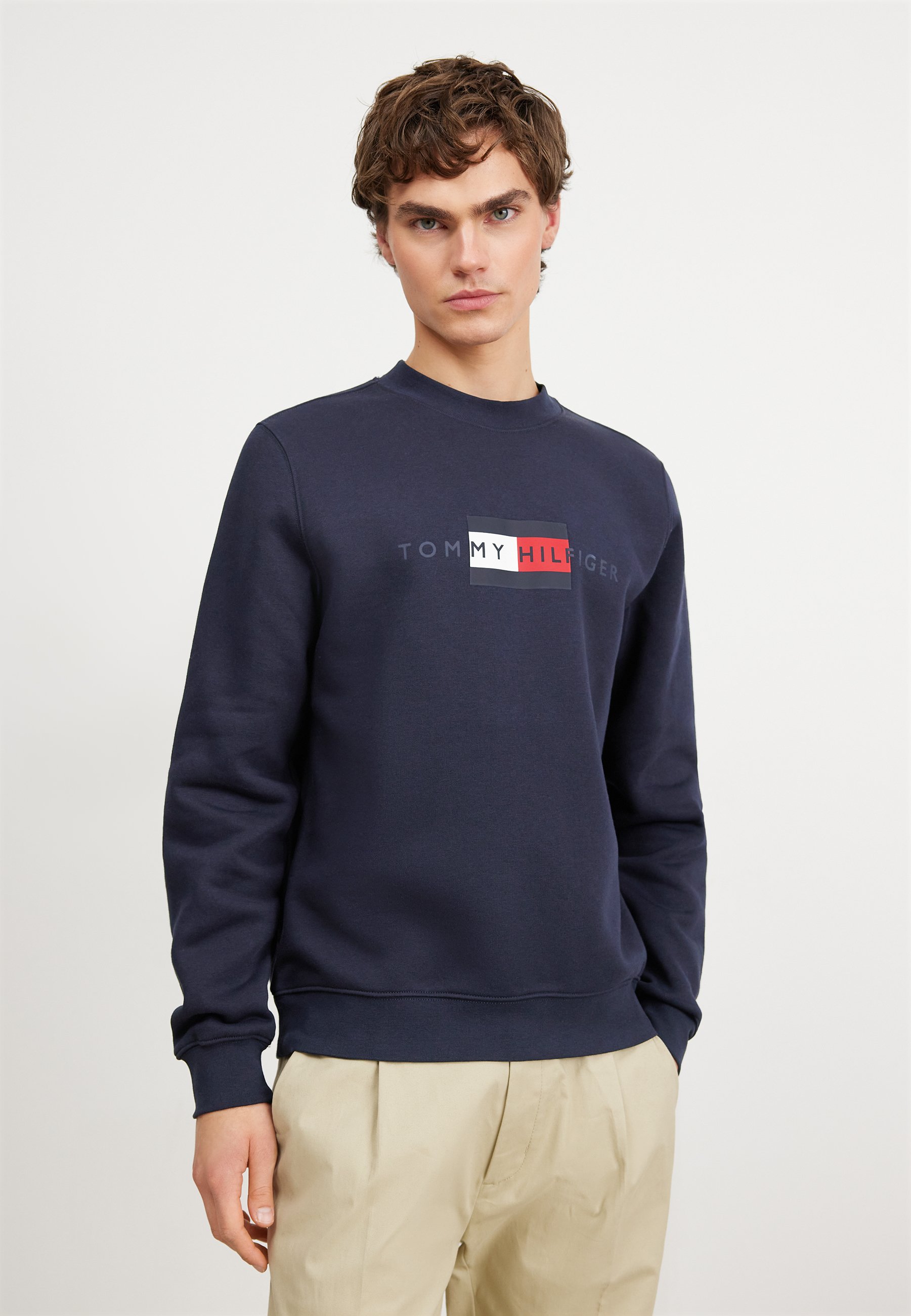 tommy hilfiger flag sweater