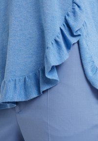 Repeat Jersey de punto - blue