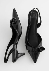 Next FOREVER COMFORT® PEG KITTEN    - REGULAR FIT - Klasszikus sarkú cipők - black