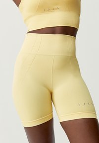 Born Living Yoga - URDHVA - Tights - amarillo Miniaturebillede 1