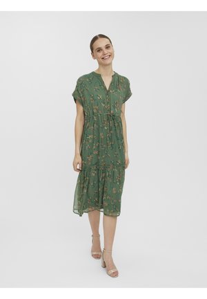 Vero Moda VMSMILLA V NECK CALF DRESS - Φόρεμα πουκάμισο - laurel wreath