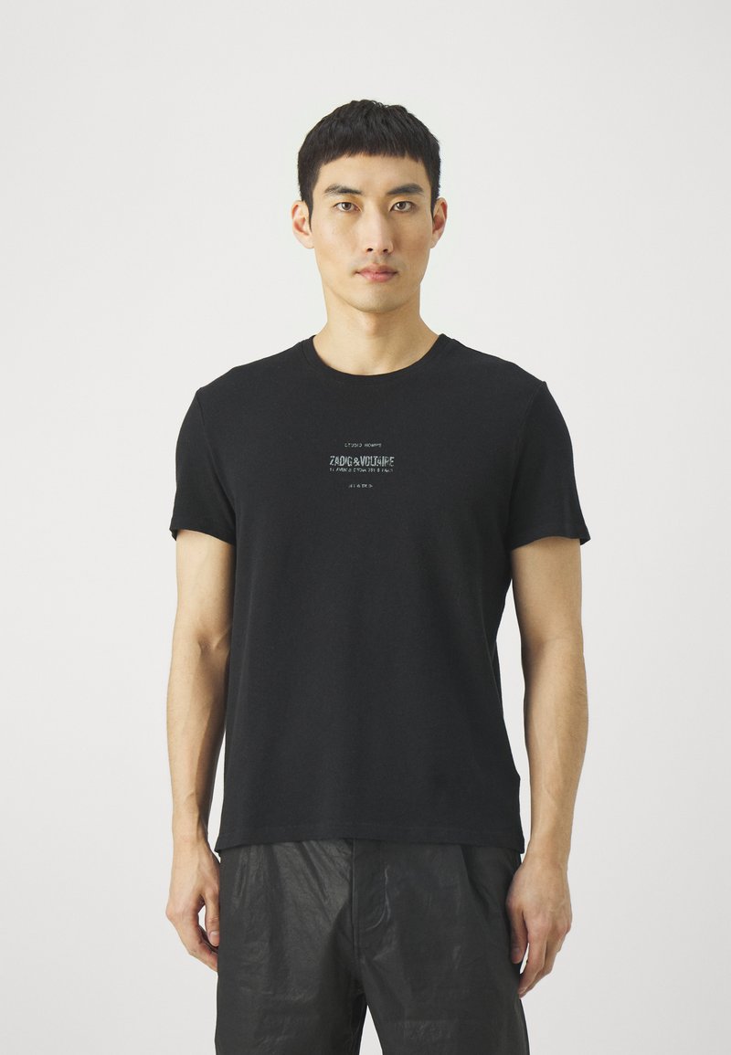 Zadig Voltaire JETTY LIN LAVE STUDIO HOMME Printtipaita Noir zadig-voltaire-jetty-lin-lave-studio-homme-printtipaita-noir