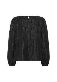 Pulover negru cu un material texturat, creponat, mâneci lungi cu manșete strânse și o închidere la spate în formă de cheie cu buton.