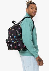Eastpak PADDED PAK'R - Dagryggsäck - looney tunes black
