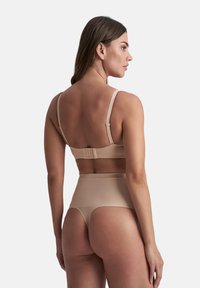 Bye Bra WAIST CONTROL - Intimo modellante - beige