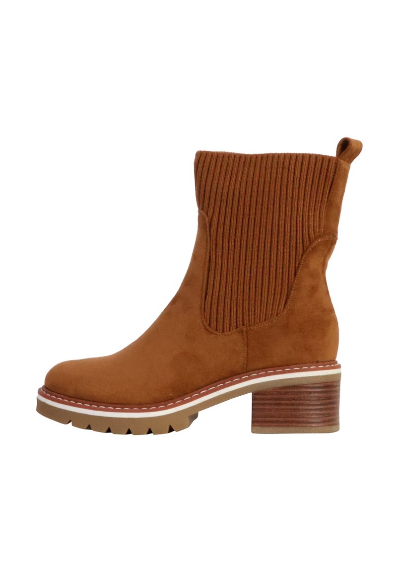 Divine Factory Enkellaarsjes met plateauzool - camel