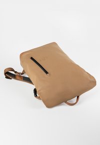 Aunts & Uncles TOKIO - Tagesrucksack - tapir