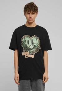 Upscale by Mister Tee - SAD BOY   - Nyomott mintás póló - black Miniatűr kép 1