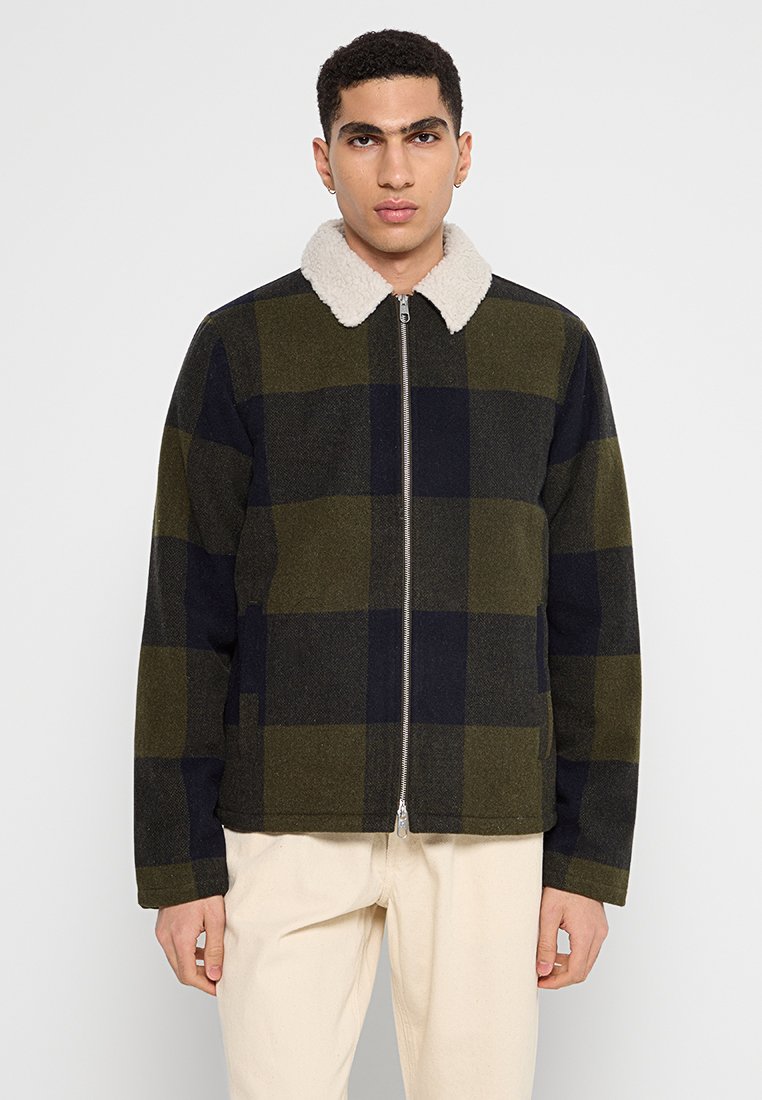 Revolution Jas olijfgroen