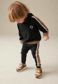 Next SET STANDARD - Hættetrøje - black brown