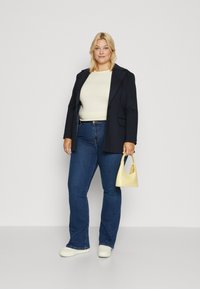 Tommy Hilfiger Curve - Jeansy Bootcut