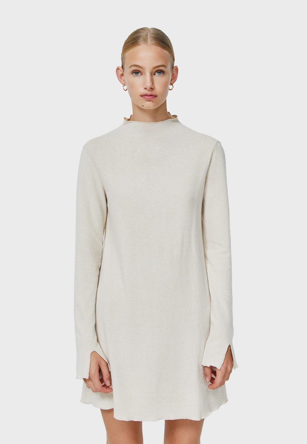 stradivarius robe pull