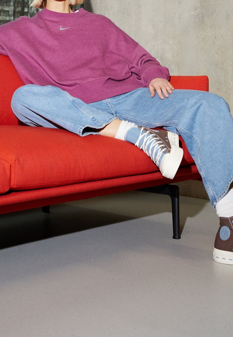 Nike Sportswear Sweatshirt - purple