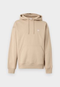 Избран, khaki three