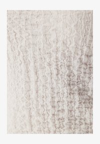 Ausgewählt, white