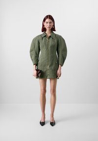 GAP GAP X CULT GAIA DOUBLE ZIP MINI DRESS - Obleka iz džinsa - olive night