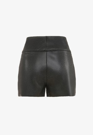 Sorte lædershorts med en struktureret overflade, høj talje og en sømløs ryg. Ingen synlig hardware eller accenter.