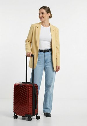 Redolz, ESSENTIALS 18 2.0 4 ROLLEN KABINENTROLLEY S 55 CM MIT DEHNFALTE UNISEX - Trolley - metallic-red shiny