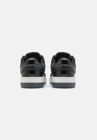 Calvin Klein Jeans BASKET CUPSOLE - Tenisice - black/bright white