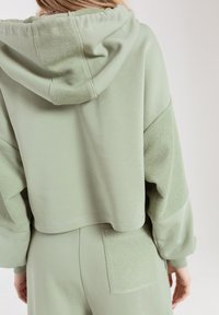 CUL8R WIRGINIA - Bluza z kapturem